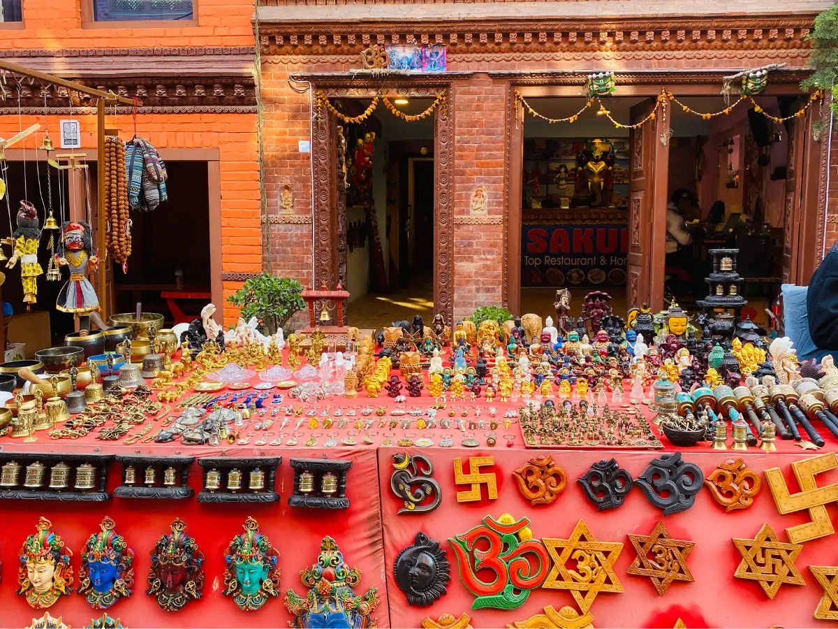 beautiful-handcrafts-in-Changunarayan-temple
